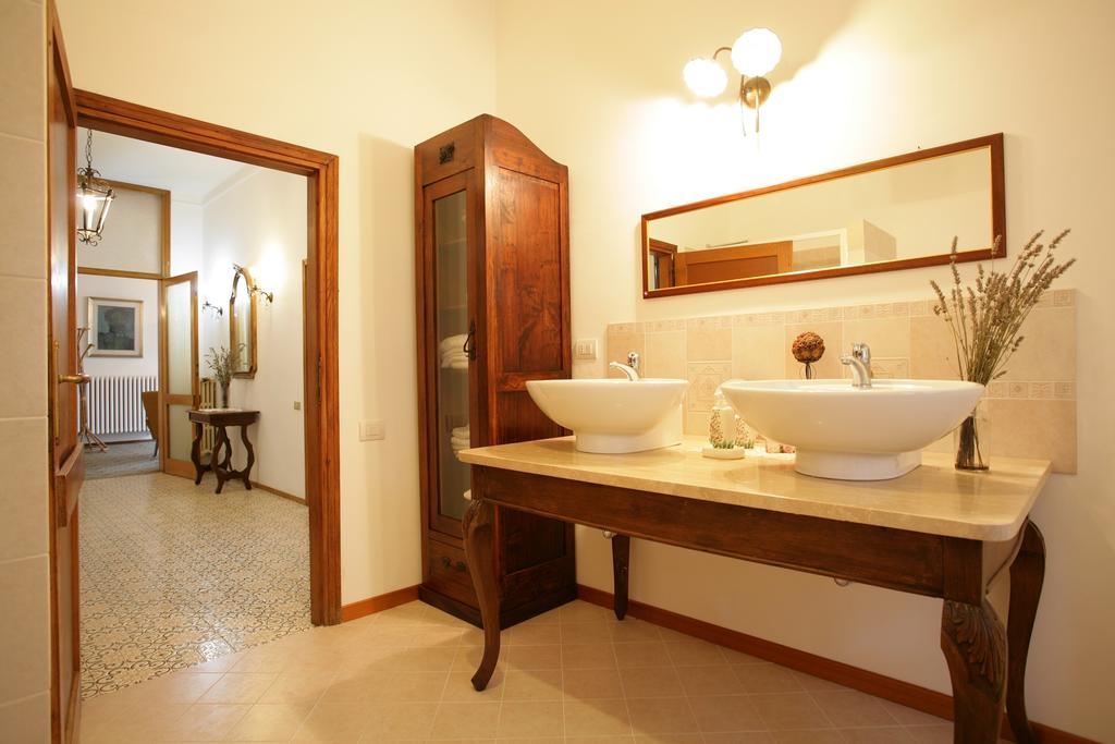 Villa Poliziana San Benedetto Montepulciano Stazione Værelse billede